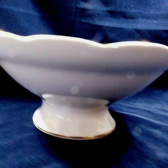 VTG Korosten Ukraine USSR Porcelain Blue on white gold rim pedestal bowl - Picture 11 of 11